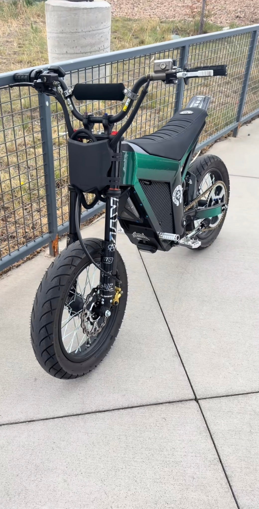 Tuttio Titanium Bolt Kit